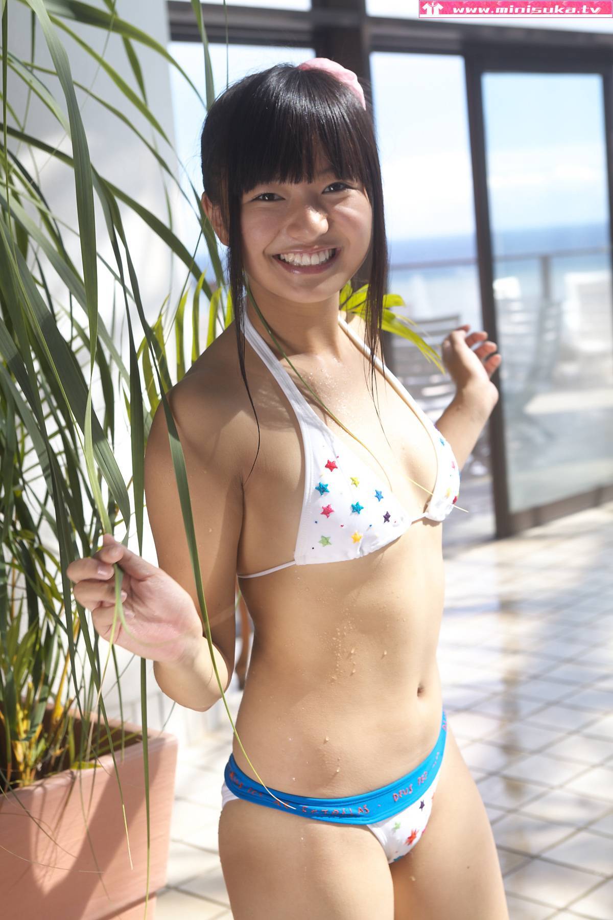 山中真由美 现役女子高生 [Minisuka.tv] Mayumi Yamanaka 2011.05